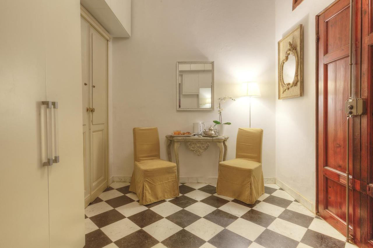 Duomo Suite Central Home Флоренция Экстерьер фото